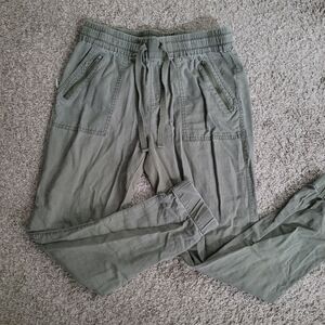 Garage Green Joggers, Size Medium